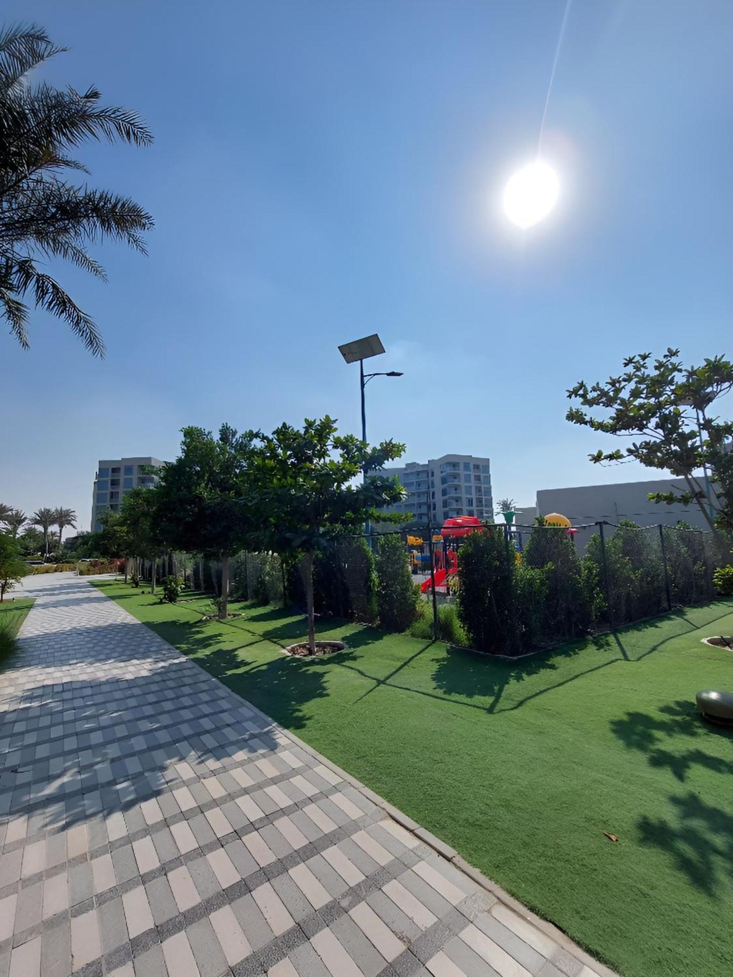 Budget-Friendly 2Bd Near Expo With A Huge Pool Dubai Luaran gambar