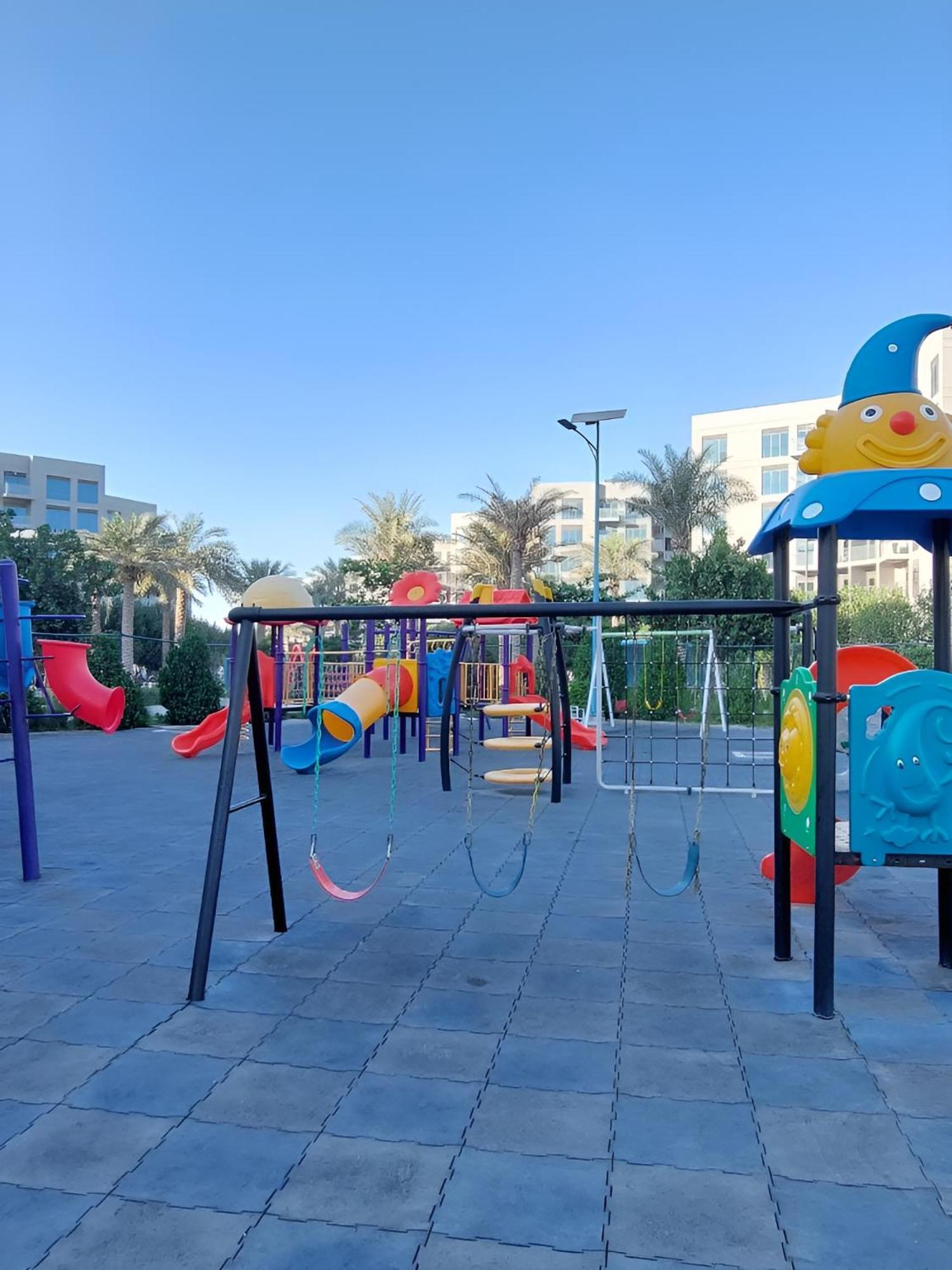 Budget-Friendly 2Bd Near Expo With A Huge Pool Dubai Luaran gambar